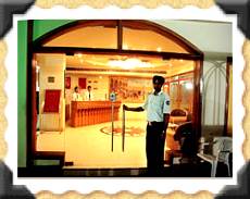 Hotel Swarn House, Hotels in Amritsar, Hotels near Golden Temple, Hotels Amritsar, Hotels of Amritsar, Book Hotel Swarn House Amritsar, Book Amritsar Hotel, Hotels at Amritsar 